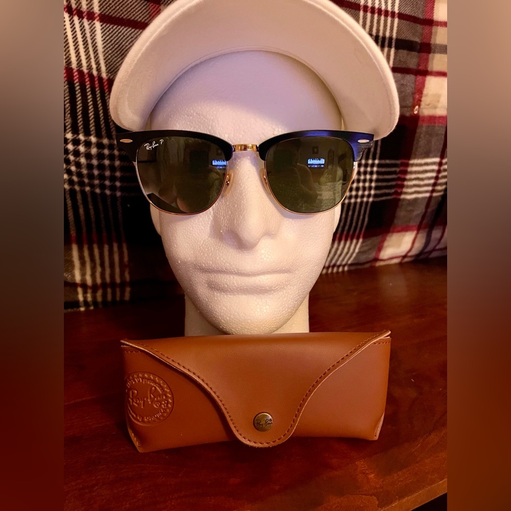 Ray-Ban Clubmaster Aluminum Sunglasses. Black/Gold. Polarized G-15 Green Lenses